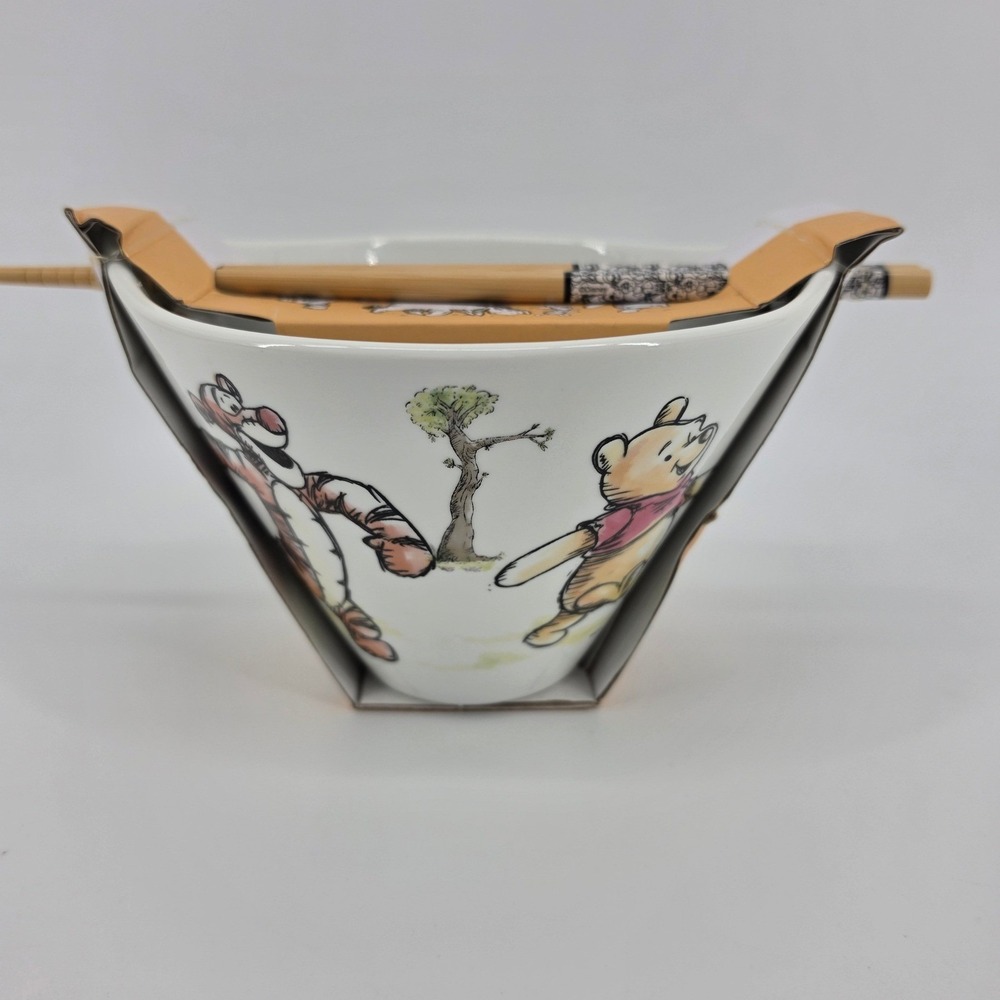Disney Winnie the Pooh Ramen Bowl with Chopsticks Ceramic Pooh Tigger Eeyore NEW